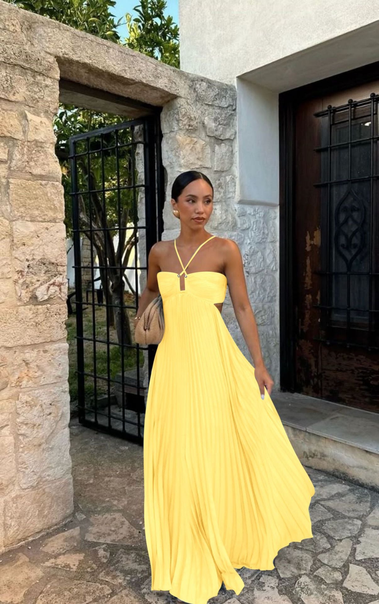 Robe cocktail à taille haute sans manches