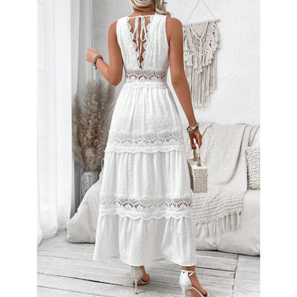Robe sans manches avec dentelle