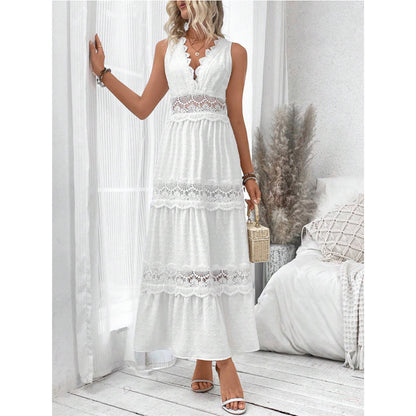 Robe sans manches avec dentelle